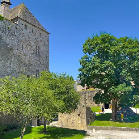 L'hostellerie Du Chateau De Bricquebec