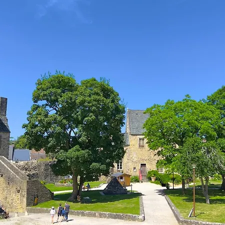 L'hostellerie Du Chateau De Hotel Bricquebec