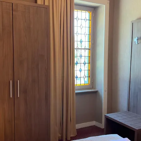 L'hostellerie Du Chateau De 3* Bricquebec