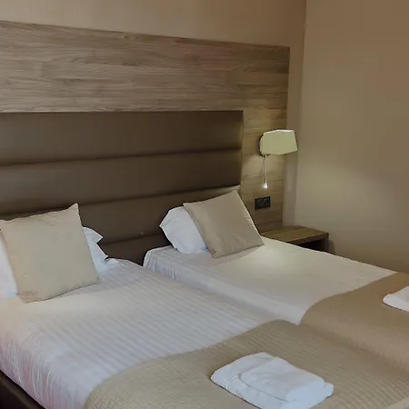 L'hostellerie Du Chateau De Hotel 3*