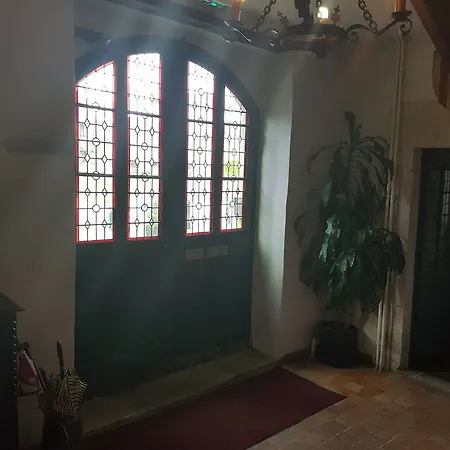 L'hostellerie Du Château De Hotel Bricquebec