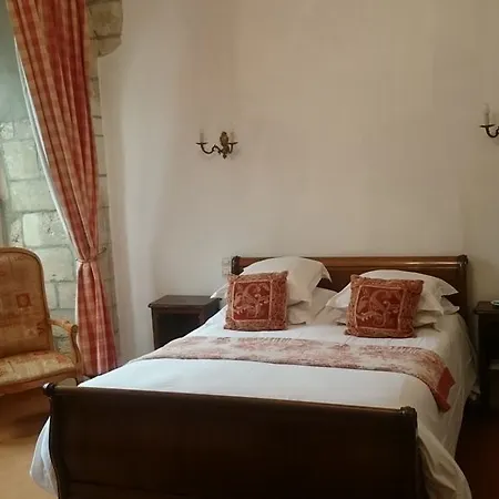 Hotel L'hostellerie Du Château De Bricquebec