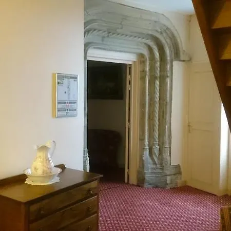 L'hostellerie Du Château De Hotel