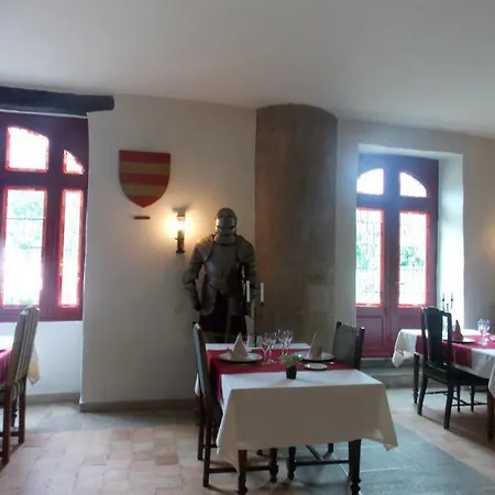 L'hostellerie Du Château De Hotel