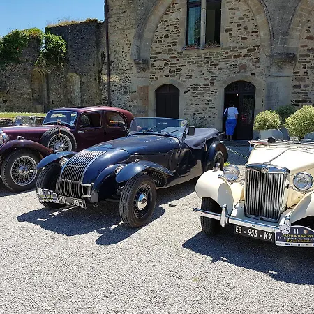 L'hostellerie Du Château De Hotel