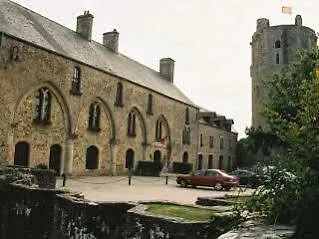 L'hostellerie Du Chateau De Bricquebec