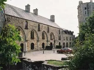 Hotel L'hostellerie Du Château De