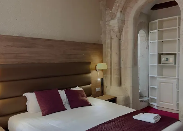 Hotel L'hostellerie Du Château De