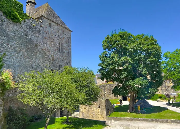 L'hostellerie Du Château De Bricquebec