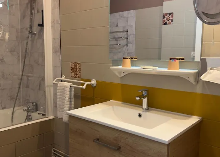 L'hostellerie Du Château De Hotel 3*