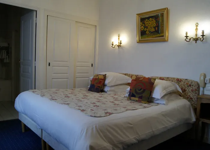 L'hostellerie Du Château De Hotel 3*