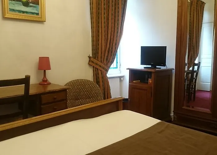 L'hostellerie Du Château De Bricquebec