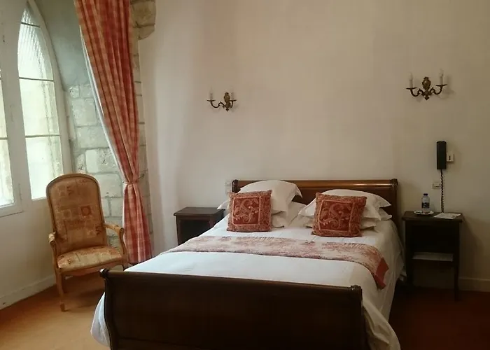 Hotel L'hostellerie Du Château De Bricquebec