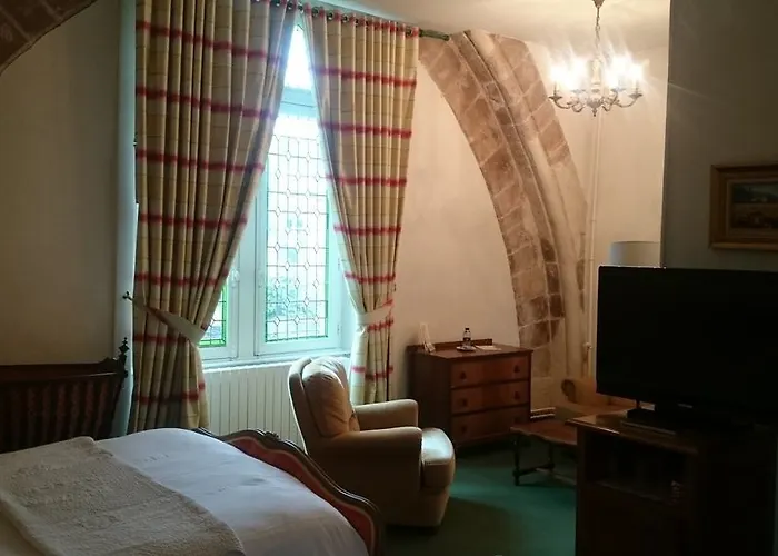 L'hostellerie Du Château De Hotel Bricquebec