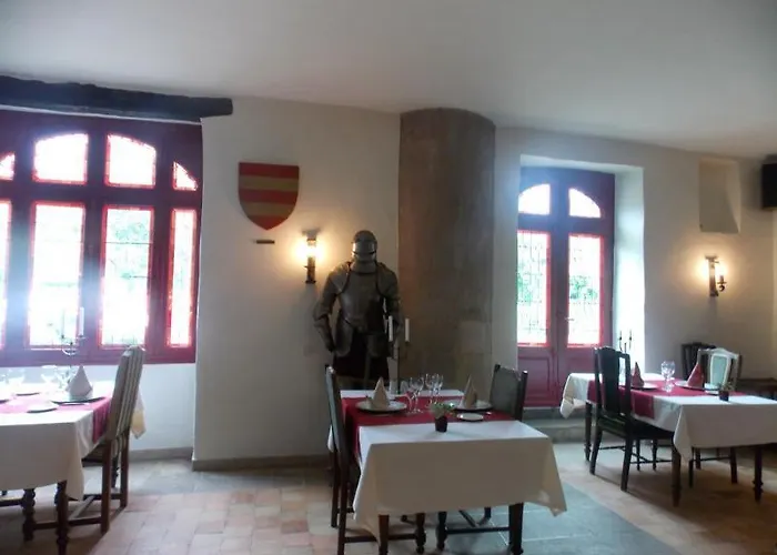 L'hostellerie Du Château De Hotel