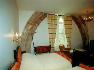 L'hostellerie Du Château De Hotel